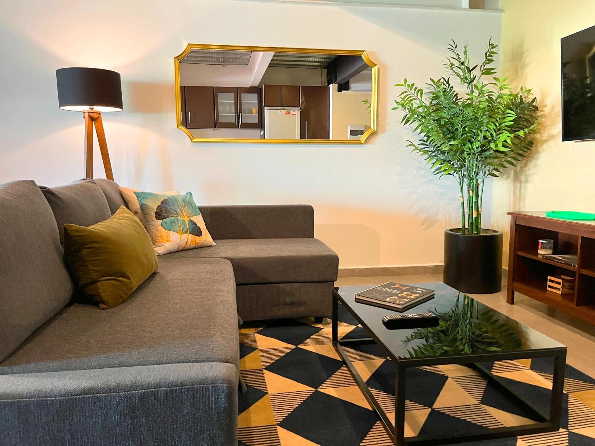 Suites Arquimedes Polanco Mexiko-Stadt Exterior foto